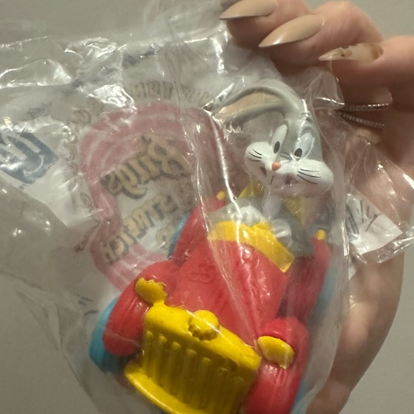 1992 McDonald's collectible toy bugs Bunny - Picture 4 of 4